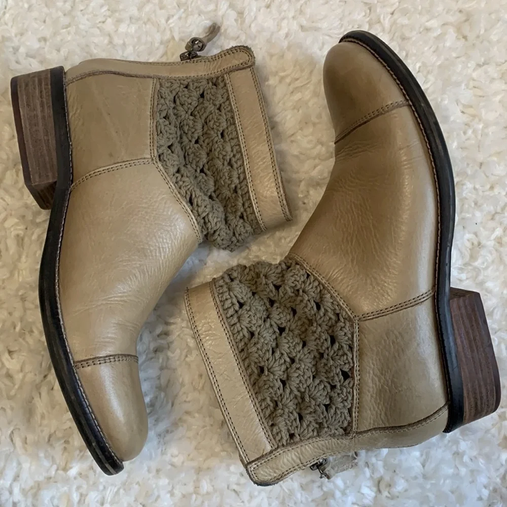 LATIGO Carly tan taupe Brown Leather Knit Crochet booties ankle Boots